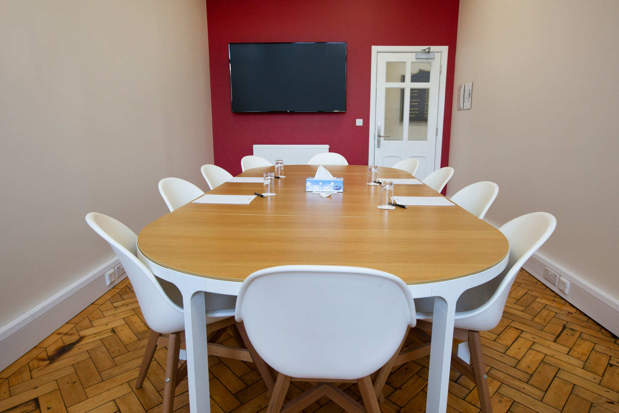 Generate your businesses next big idea with our special boardroom hire summer discount deal!