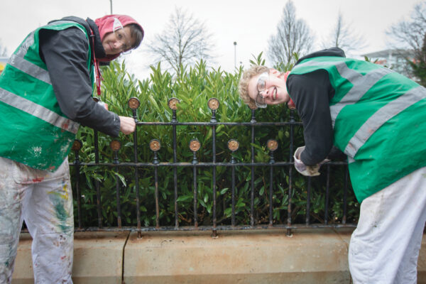 A NUMBER OF THEMIS STUDENTS WILL BE TAKING PART IN THE PROJECT WHICH INCLUDES CLEANING AND PAINTING THE RAILINGS SURROUNDING THE LANDMARK